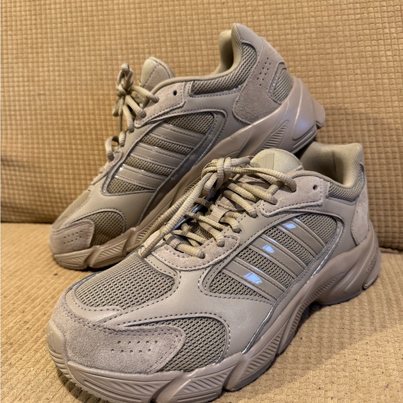Adidas Men's crazy chaos sneakers - Picture 1 of 3